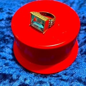 Heidi Daus designer rig topaz